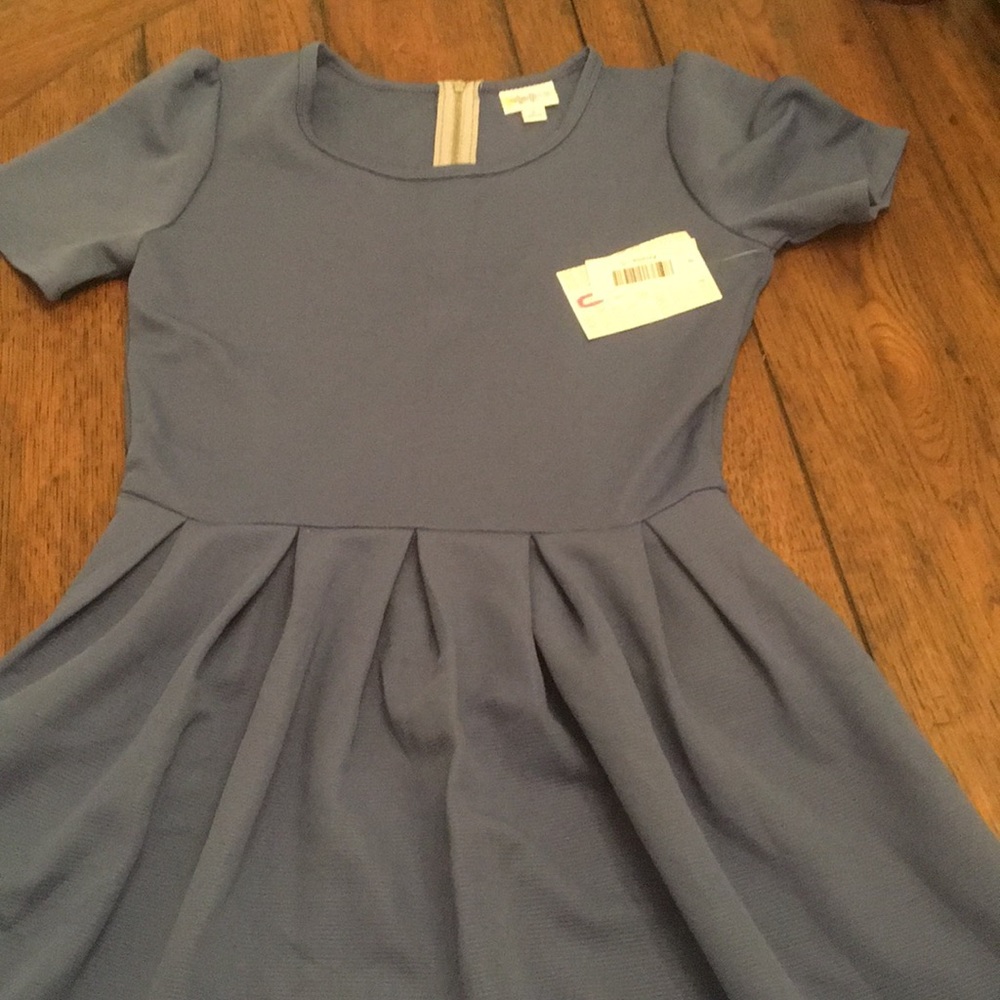 LuLaRoe Amelia